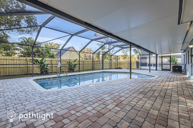 Building Photo - 6708 Ralston Beach Cir