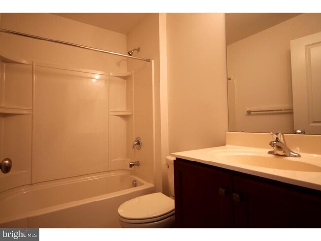 Building Photo - 431 Williamson Ct