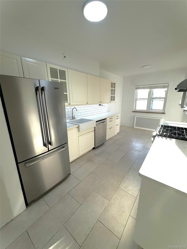 Building Photo - 40-19-4196 196th St