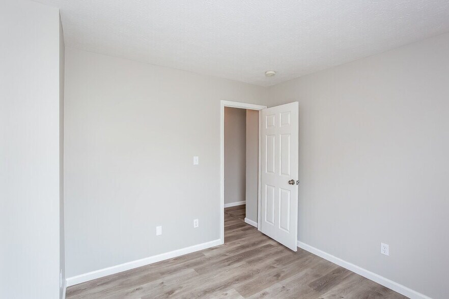Building Photo - 11541 Glenn Abbey Ln