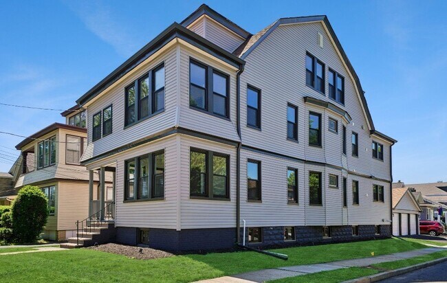 Building Photo - 235 Elmwood Ave