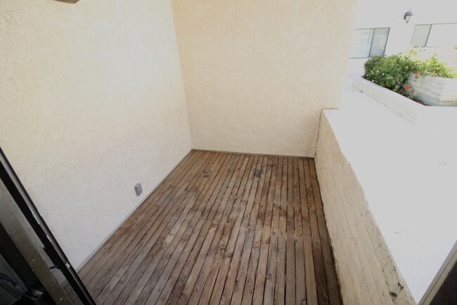 Building Photo - 4700 Natick Ave