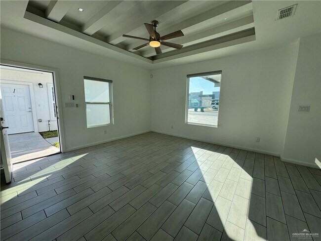 Building Photo - 22 S Sports Dr