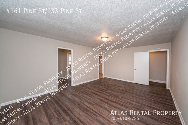 Building Photo - 4161 Pine St