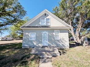 Building Photo - 203 N 7th Ave