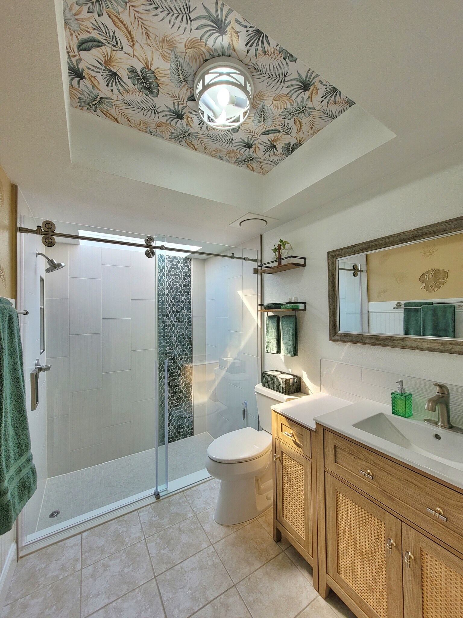 Building Photo - 1911 Tarpon Ct