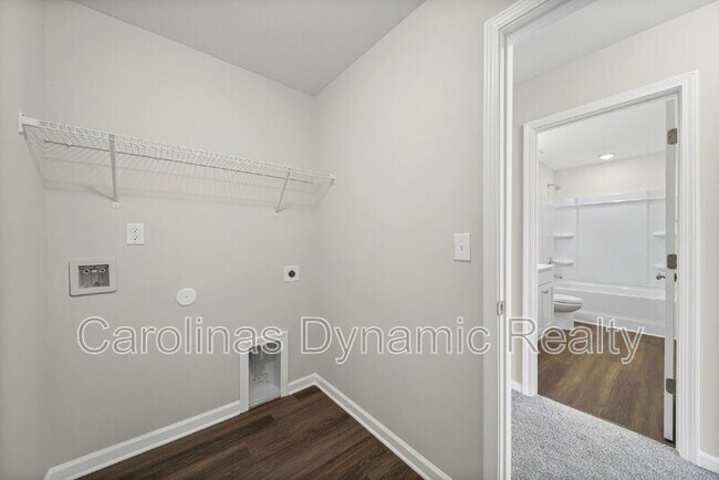 Building Photo - 133 Pumice Dr