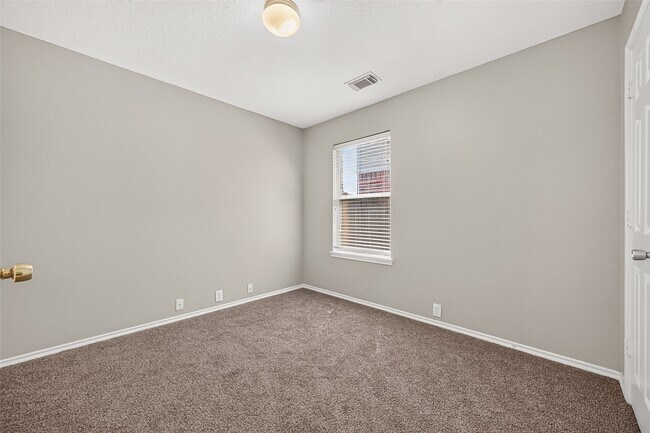 Building Photo - 14922 Sugar Sweet Dr