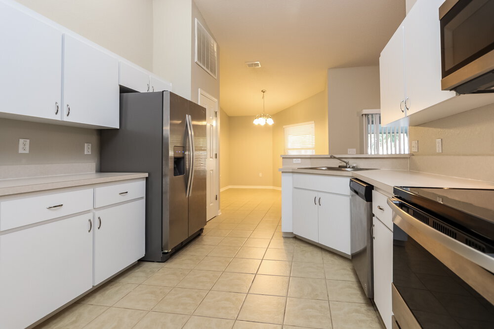 Building Photo - 5800 Driftwood Dr