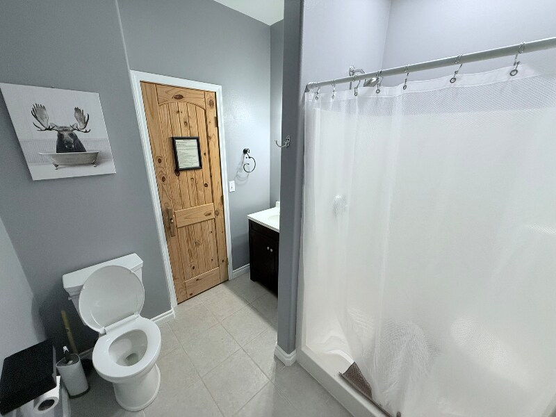 Building Photo - 7500 E Ashmore Ave