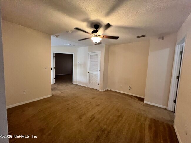 Building Photo - 13491 Teddington Ln