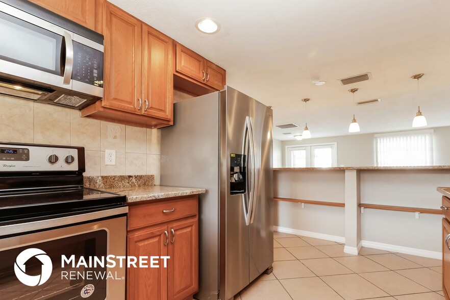 Building Photo - 3116 Rock Valley Dr