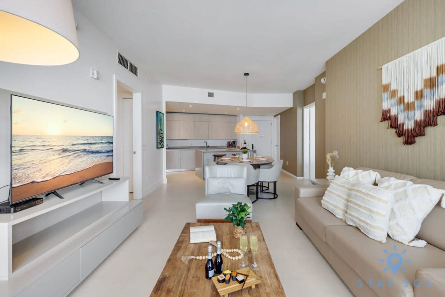 Building Photo - 4111 S Ocean Dr