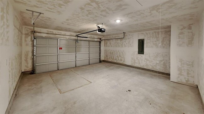 Building Photo - 2904 Casey Dr