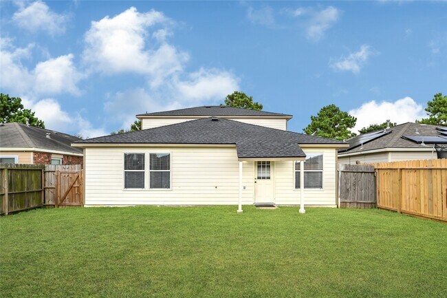 Building Photo - 7818 Black Gap Dr