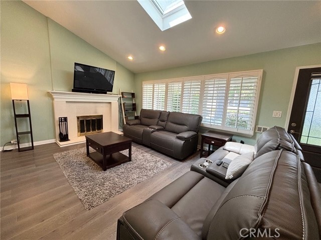 Building Photo - 2758 Paloma St