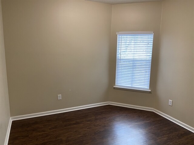 Building Photo - 2879 Pebblewood Ln