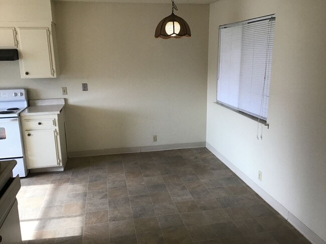 Building Photo - 1590 Alfred Way