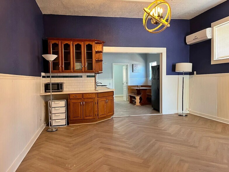 Building Photo - 234 Princeton Ave