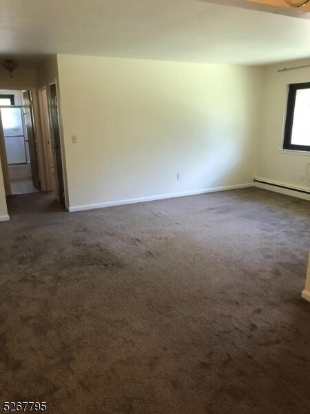 Building Photo - 263 Somerset St