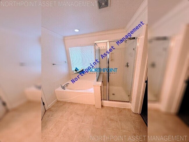 Building Photo - Spacious 4BR/2.5BA Rental Home in North Na...