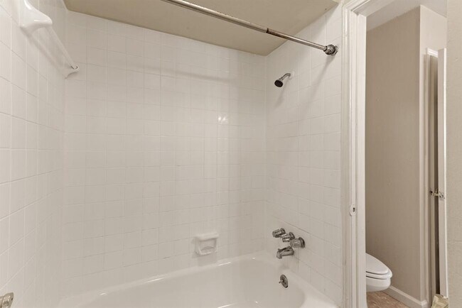 Building Photo - 1701 Upland Dr