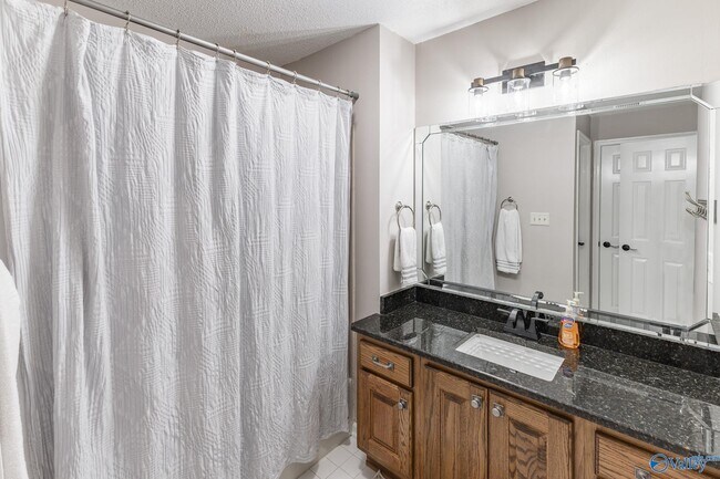 Building Photo - 10028 Meredith Ln SE