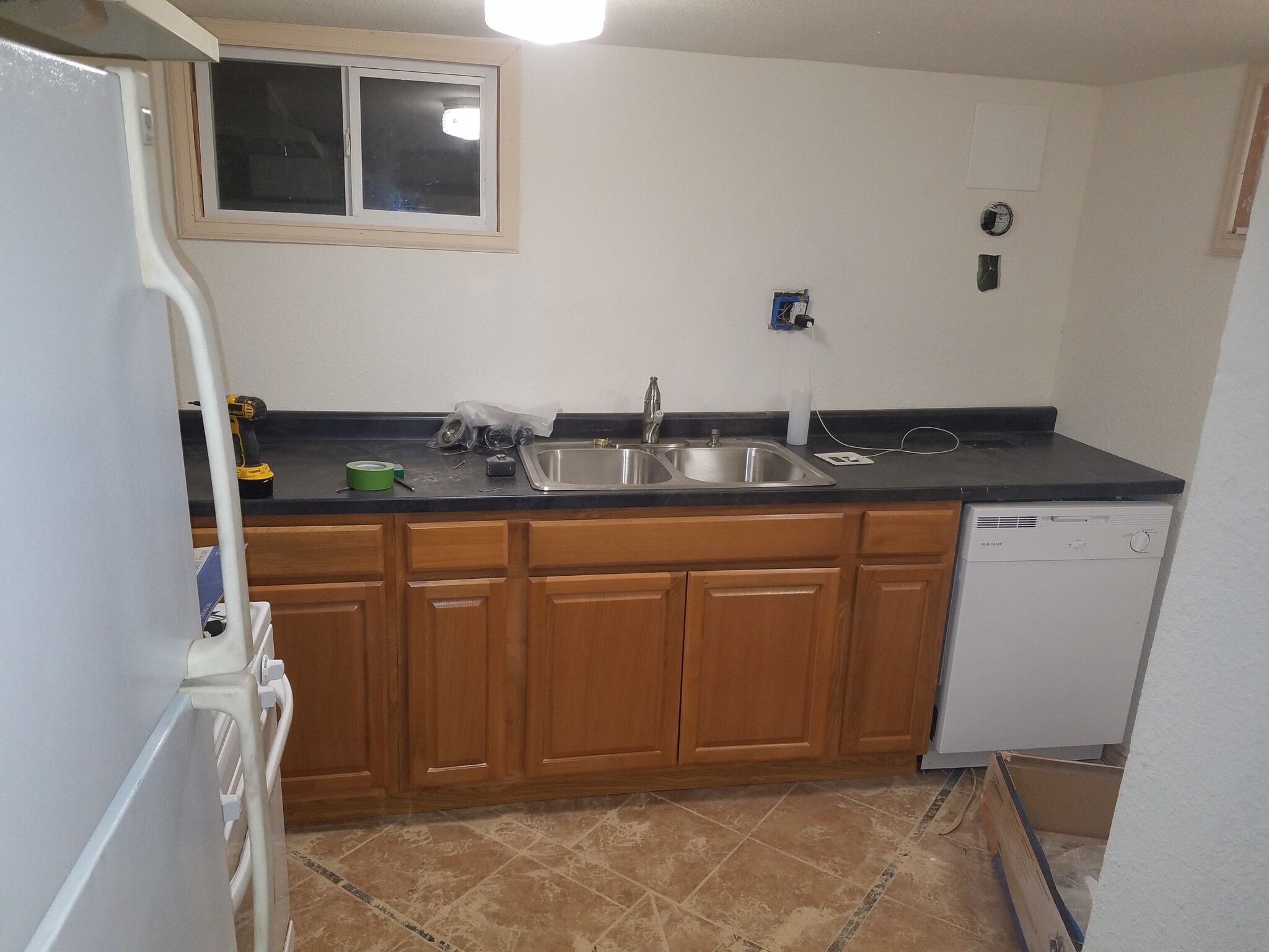 Kitchen - 2610 Dillon Ave