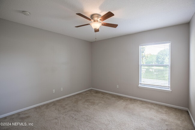 Building Photo - 6567 Chester Park Dr