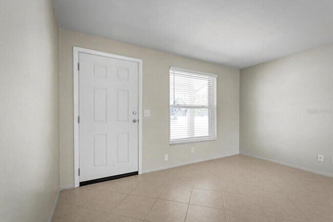 Building Photo - 3 Edmond Ct