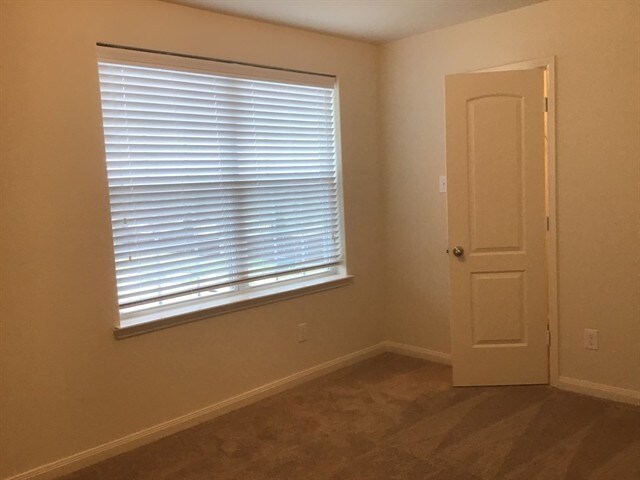 Building Photo - 9450 Plum Court