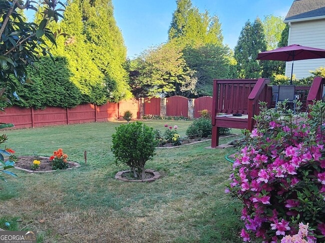 Building Photo - 304 Fairbrook Cir