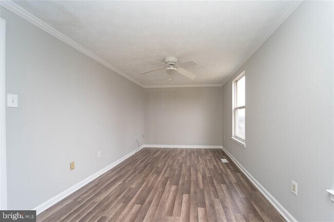 Building Photo - 9428 Orbitan Ct