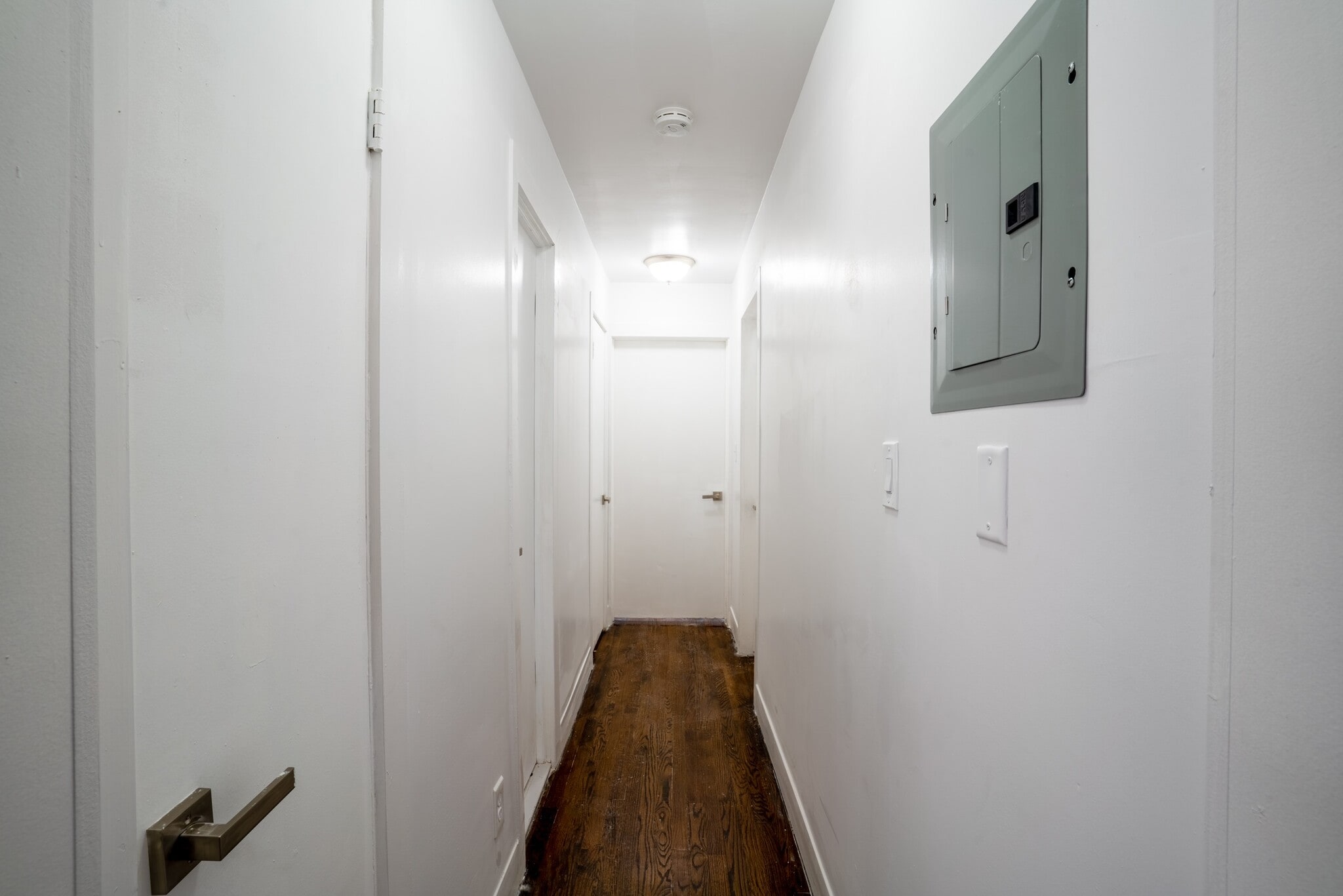 Hallway - 83 Sheridan St