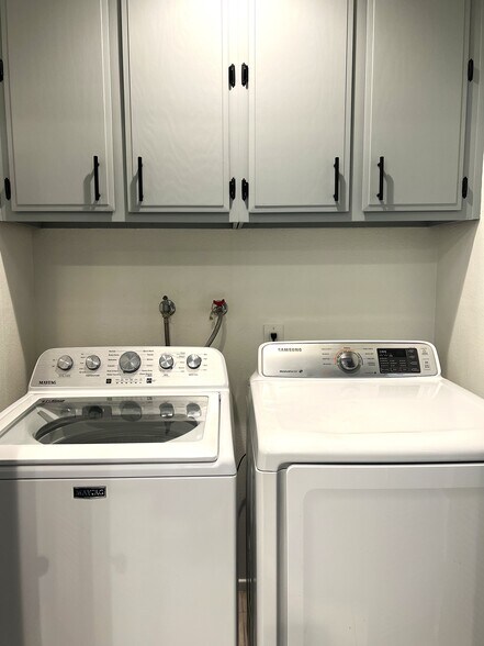 Laundry closet in kitchen - 338 W Plymouth St