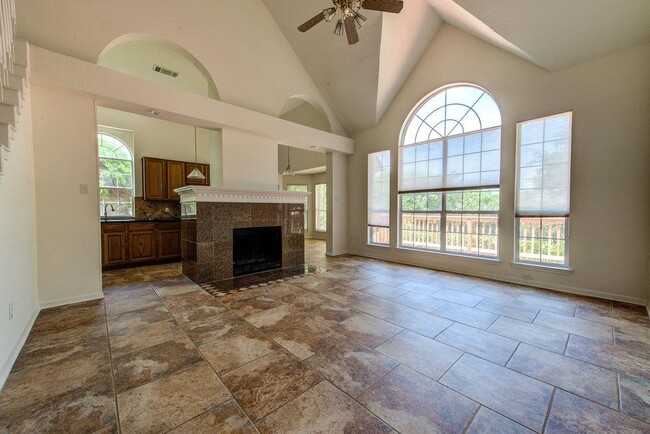 Building Photo - 8317 Pommel Dr