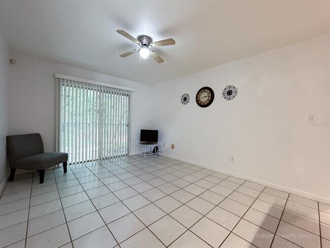 Building Photo - 1015 SW 9th St