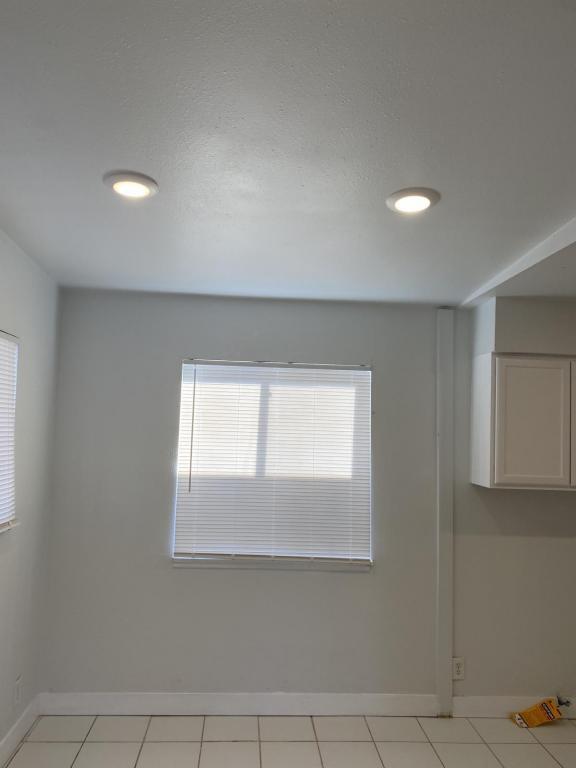 Building Photo - 38907 9th St E