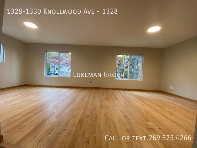 Building Photo - 1328-1330 Knollwood Ave-1328