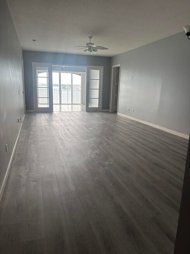 Building Photo - 31 Harbour Isle Dr W