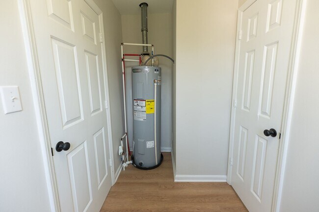 Building Photo - Updated 3 Bed 2 Bath Home in Greensboro