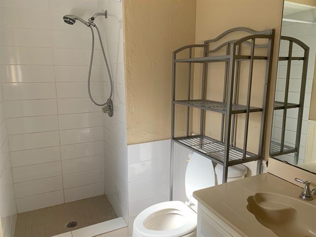 Building Photo - 5509 Knights Ct