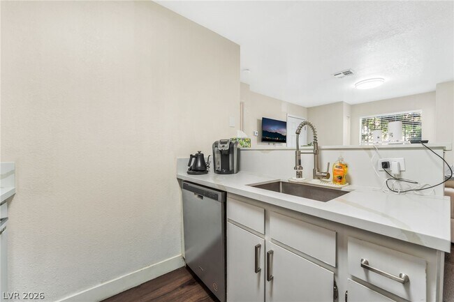 Building Photo - 3602 Gaylord Dr