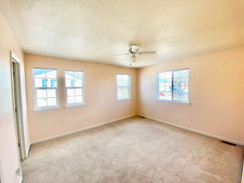 Building Photo - 6055 Wadsworth Blvd