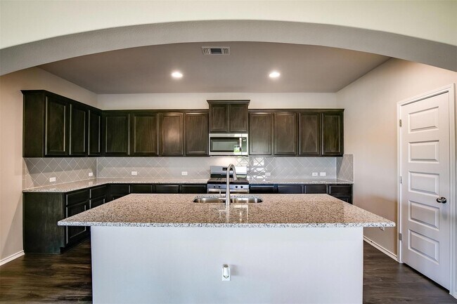 Building Photo - 261 Horsemint Way
