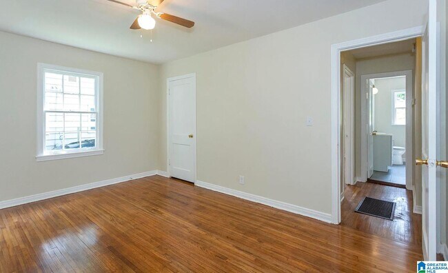 Building Photo - 921 5 Mile Rd