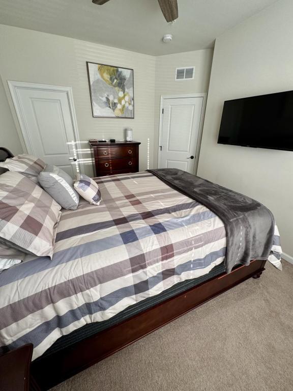 Building Photo - 211 Narrowleaf Way