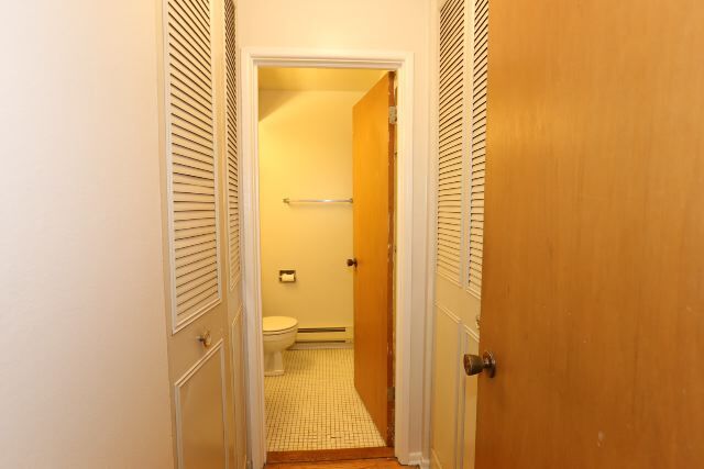 Building Photo - 663 W Wrightwood
