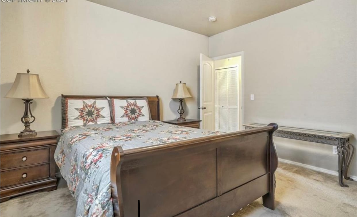 Building Photo - 10382 Capital Peak Way