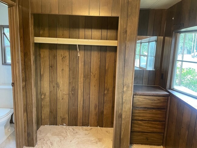 Building Photo - Two bedroom mobile home in peaceful countr...